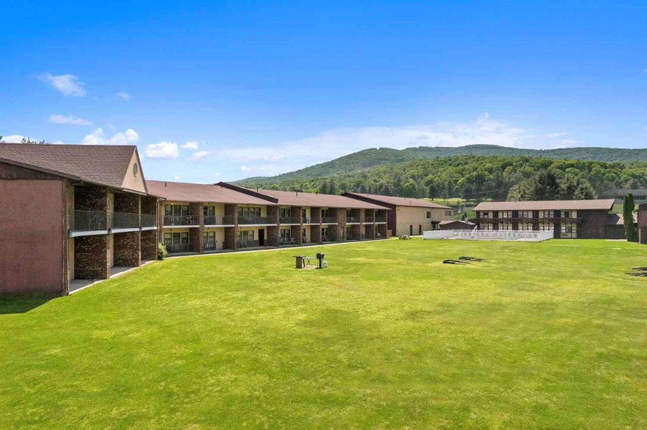 Shadowbrook Resort Tunkhannock Extérieur photo